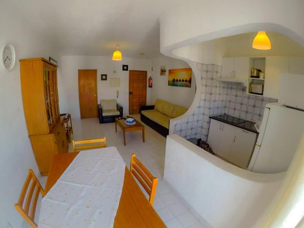 Apartamento T1 Com Piscina, Em Montechoro, Albufeira, Algarveアパートメント エクステリア 写真