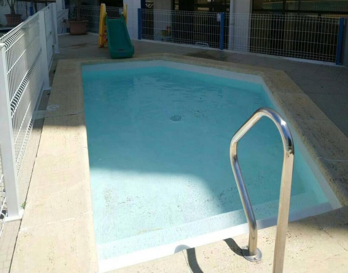 Apartamento T1 Com Piscina, Em Montechoro, Albufeira, Algarveアパートメント エクステリア 写真