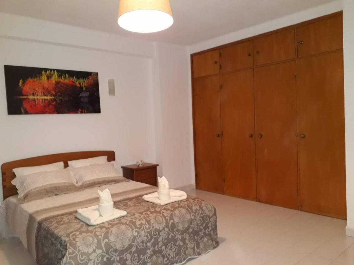 Apartamento T1 Com Piscina, Em Montechoro, Albufeira, Algarveアパートメント エクステリア 写真