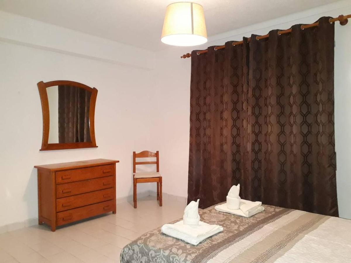 Apartamento T1 Com Piscina, Em Montechoro, Albufeira, Algarveアパートメント エクステリア 写真